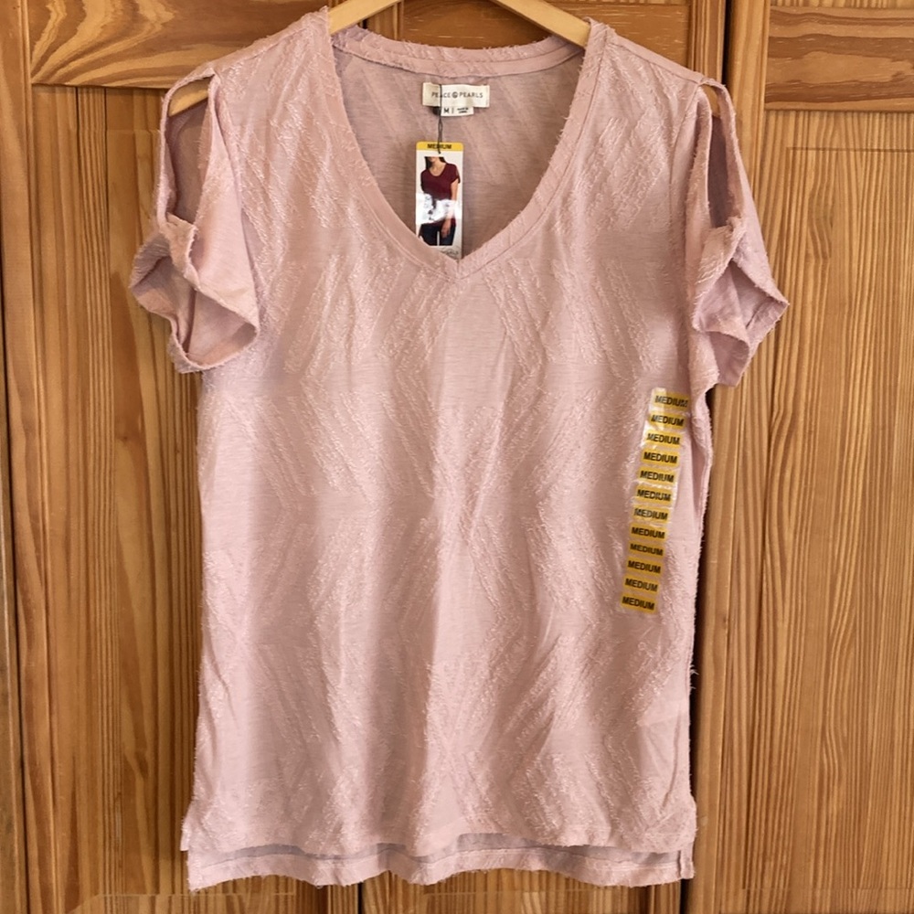 NEW Peace and Pearls Eyelash Tee Rose Smoke Size Med